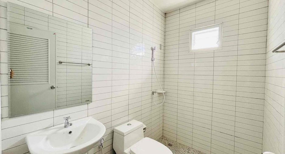 For sale 3 bedrooms house in Bang Lamung, Chonburi