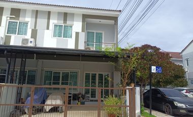 Haus zum Kauf mit 4 Zimmer in Bang Bua Thong, Nonthaburi