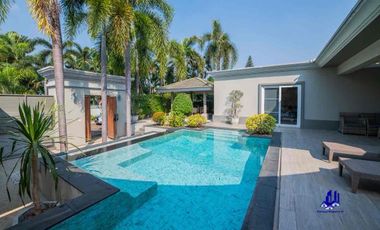 For sale 3 bedrooms villa in Bang Lamung, Chonburi
