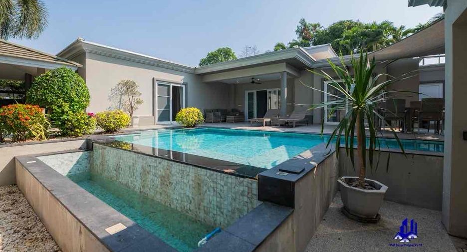 Villa zum Kauf mit 3 Zimmer in Bang Lamung, Chonburi