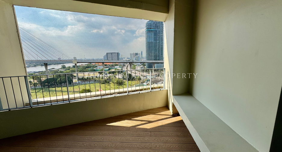 À vendre 2 chambres condo à Yan Nawa, Bangkok