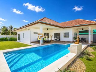 For sale 3 bedrooms villa in Hua Hin, Prachuap Khiri Khan