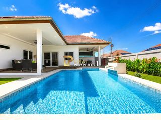 For sale 3 bedrooms villa in Hua Hin, Prachuap Khiri Khan