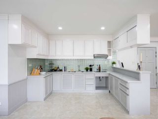 Wohnung zum Kauf mit 2 Zimmer in Khlong Toei, Bangkok