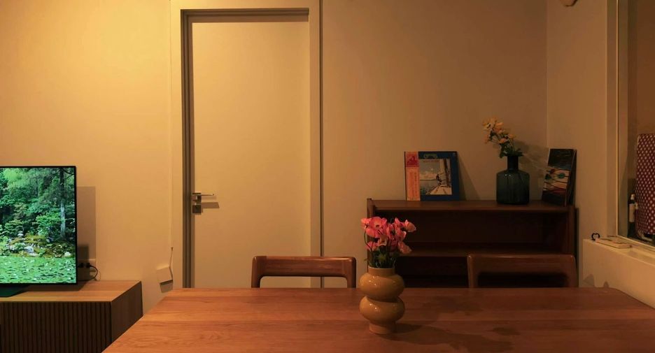 Condo en alquiler de 2 habitaciones en Phra Khanong, Bangkok
