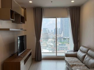 Wohnung zur Miete mit 2 Zimmer in Bang Rak, Bangkok
