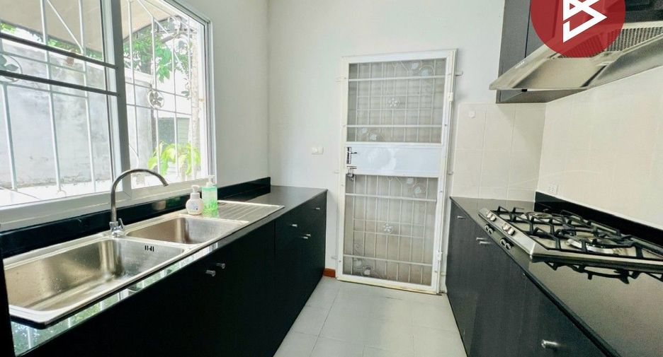 À vendre 3 chambres maison à Mueang Samut Prakan, Samut Prakan