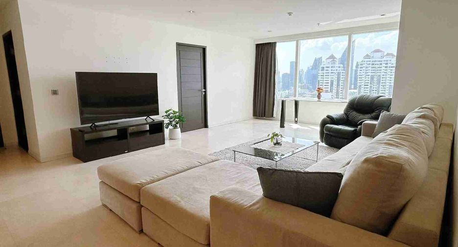 À louer 3 chambres condo 