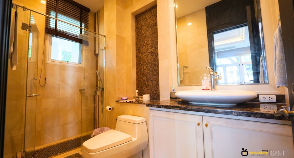 Casa en venta de 6 habitaciones en Lam Luk Ka, Pathum Thani