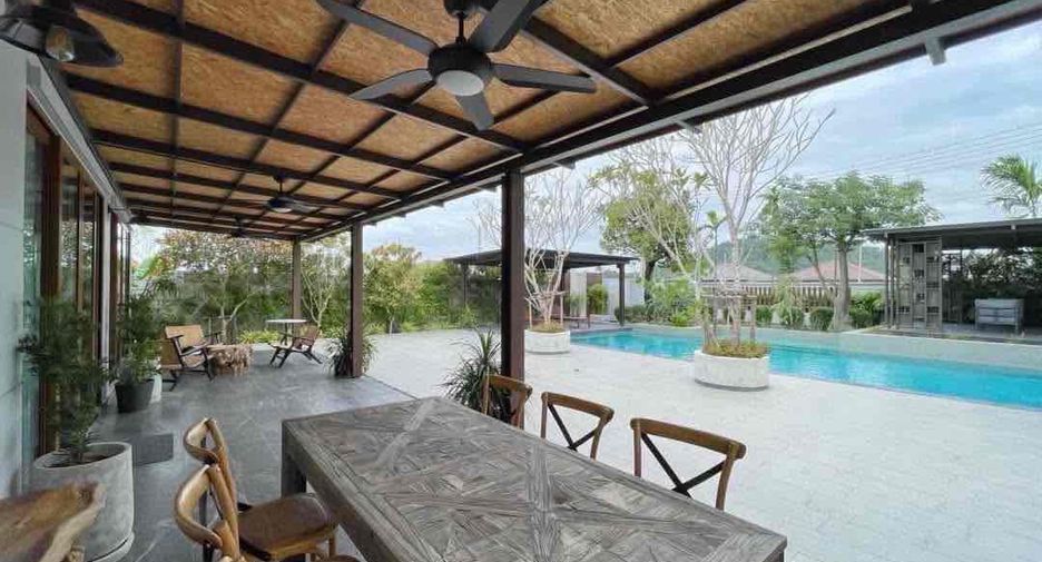 For sale and for rent 3 bedrooms villa in Bang Lamung, Chonburi