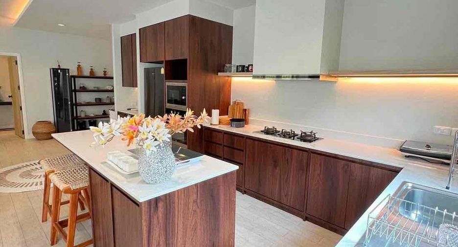 For sale and for rent 3 bedrooms villa in Bang Lamung, Chonburi