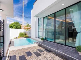Villa en alquiler de 3 habitaciones en Bang Lamung, Chonburi