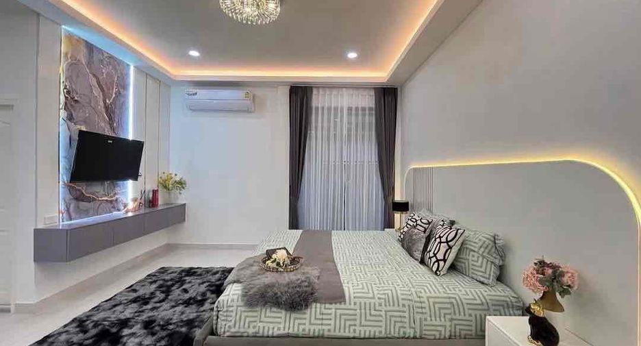Villa en alquiler de 3 habitaciones en Bang Lamung, Chonburi