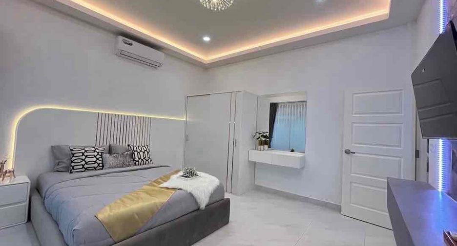 Villa en alquiler de 3 habitaciones en Bang Lamung, Chonburi