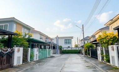For sale 3 bedrooms house in Lam Luk Ka, Pathum Thani