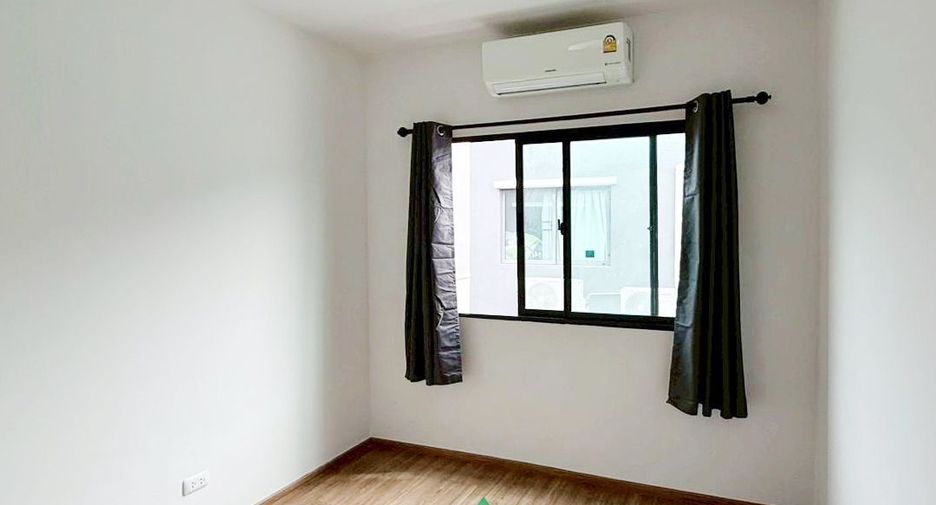 For sale 3 ベッドルーム townhouse in Sai Mai, Bangkok