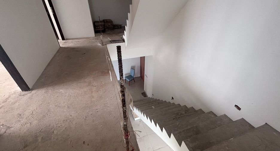 For sale 5 bedrooms condo in Klaeng, Rayong