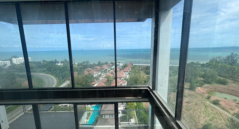 For sale 5 bedrooms condo in Klaeng, Rayong