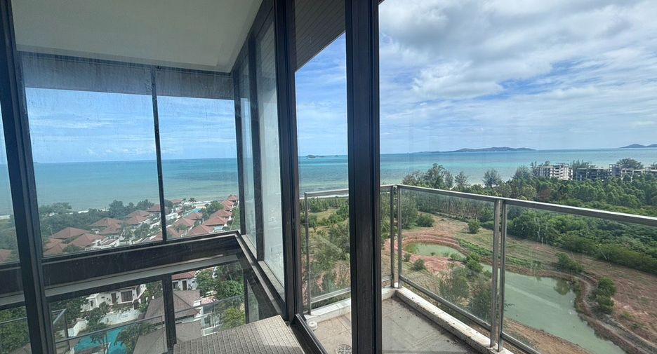 For sale 5 bedrooms condo in Klaeng, Rayong