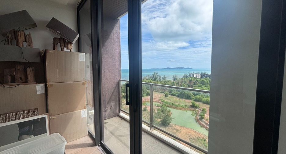 For sale 5 bedrooms condo in Klaeng, Rayong
