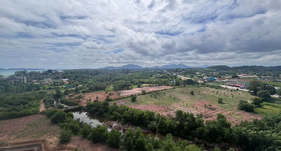 For sale 5 bedrooms condo in Klaeng, Rayong