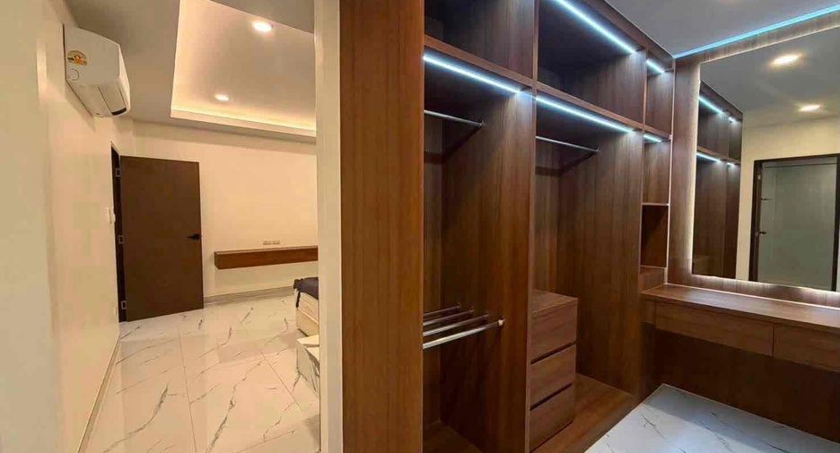 Villa zur Miete mit 5 Zimmer in Bang Lamung, Chonburi