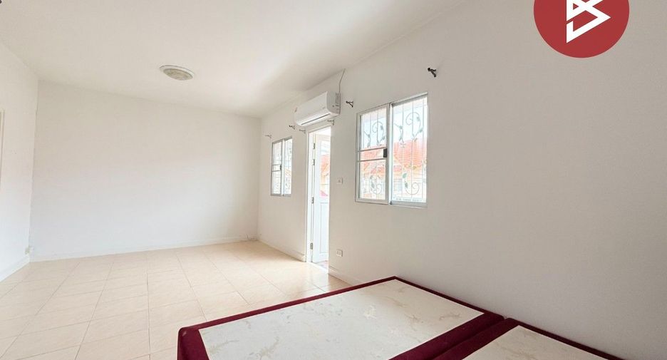 À vendre 4 chambres maison de ville à Mueang Samut Sakhon, Samut Sakhon