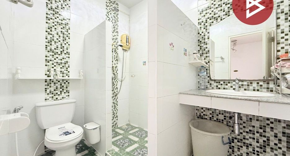 À vendre 4 chambres maison de ville à Mueang Samut Sakhon, Samut Sakhon
