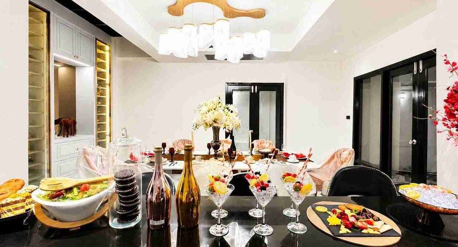 Villa en alquiler de 4 habitaciones en Na Jomtien, Pattaya