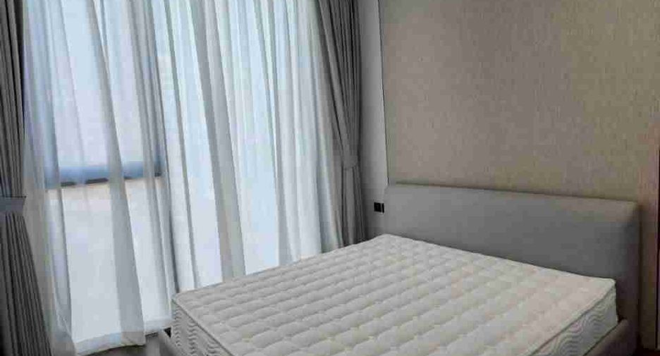 For rent 2 bedrooms condo in Sathon, Bangkok