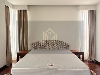 À louer 4 chambres appartement à Sathon, Bangkok