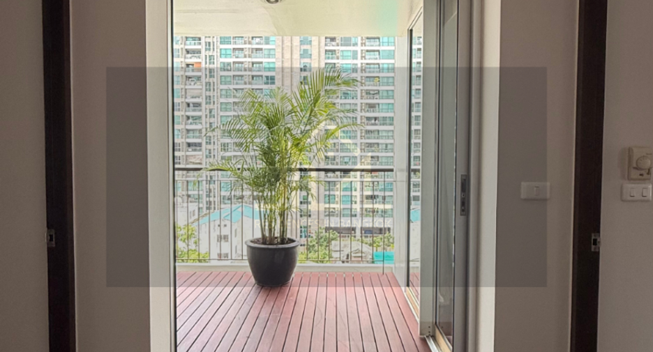 À louer 4 chambres appartement à Sathon, Bangkok