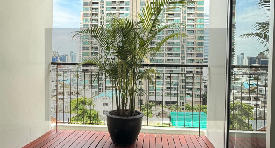 À louer 4 chambres appartement à Sathon, Bangkok