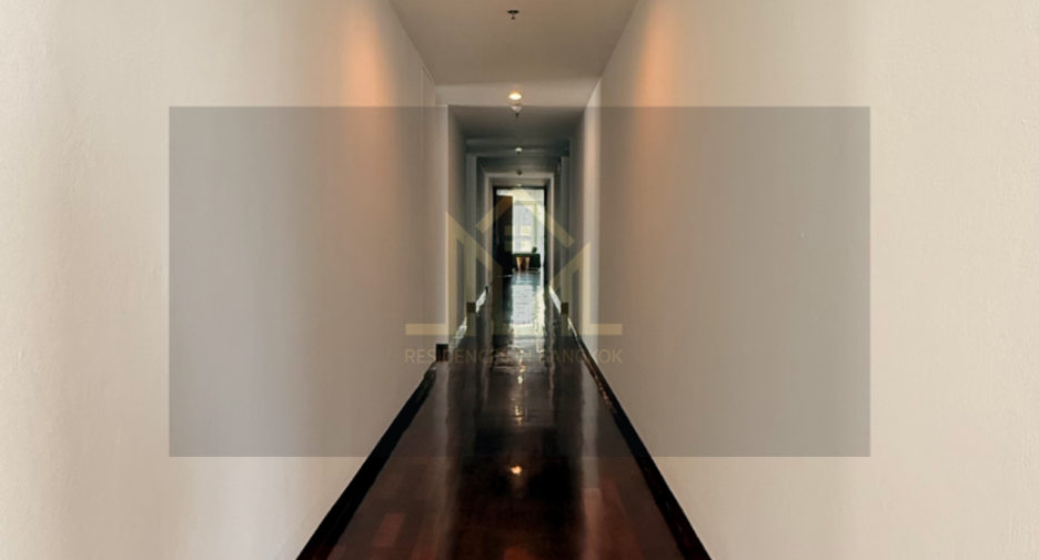 À louer 4 chambres appartement à Sathon, Bangkok