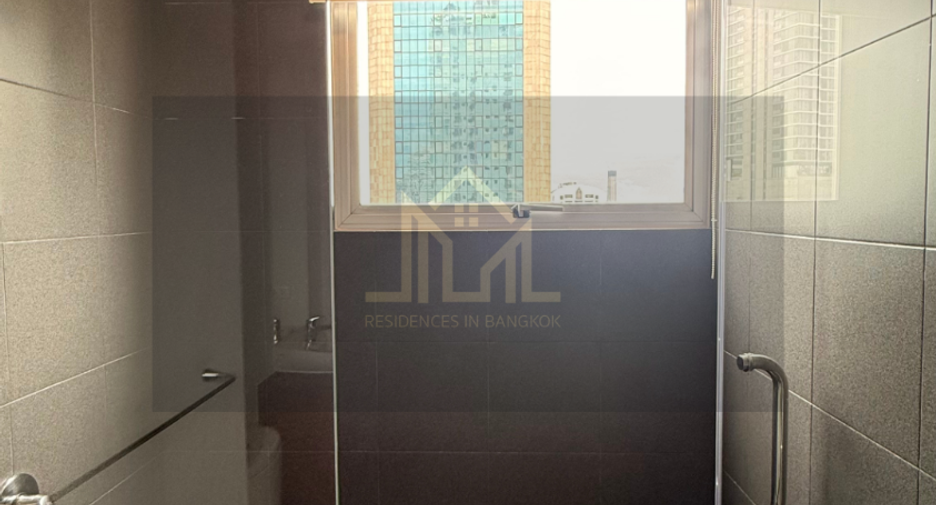 À louer 4 chambres appartement à Sathon, Bangkok