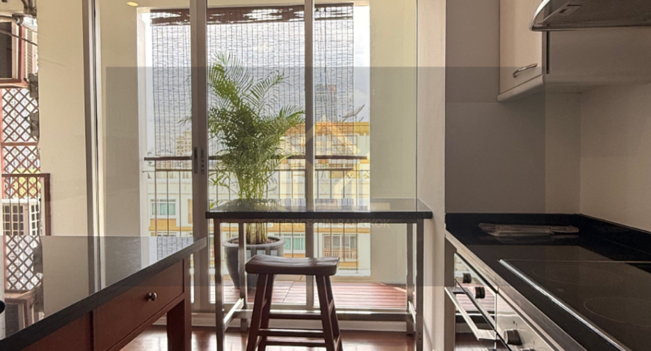 À louer 4 chambres appartement à Sathon, Bangkok
