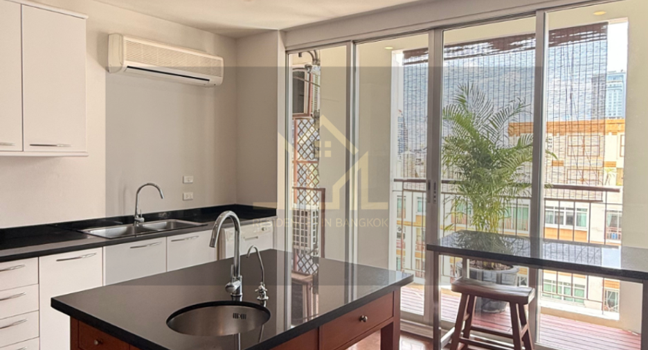À louer 4 chambres appartement à Sathon, Bangkok