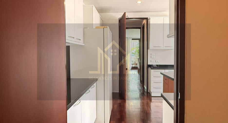 À louer 4 chambres appartement à Sathon, Bangkok