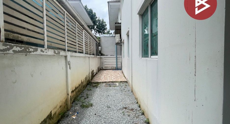 For sale 3 bedrooms house in East Pattaya, Pattaya