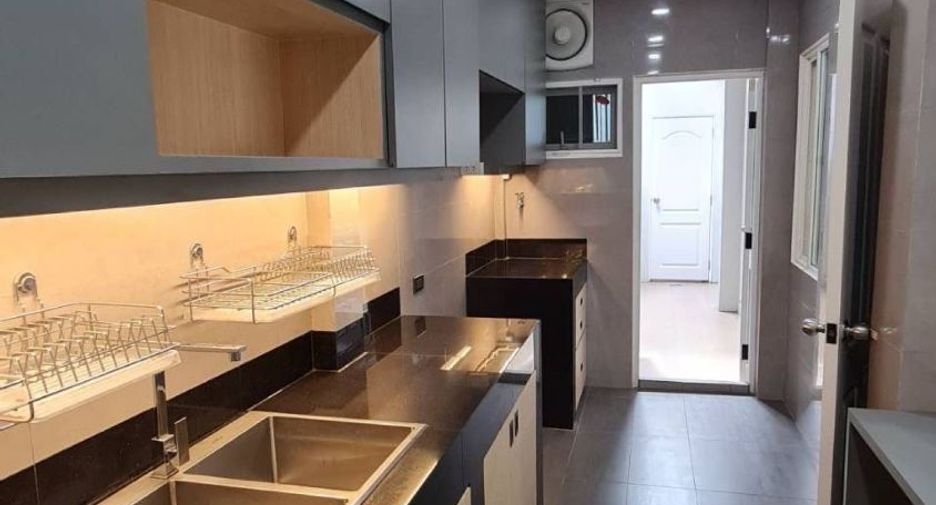 À vendre 6 chambres maison à Don Mueang, Bangkok