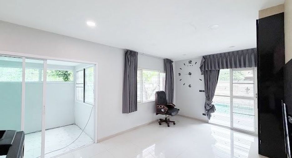 À vendre 6 chambres maison à Don Mueang, Bangkok