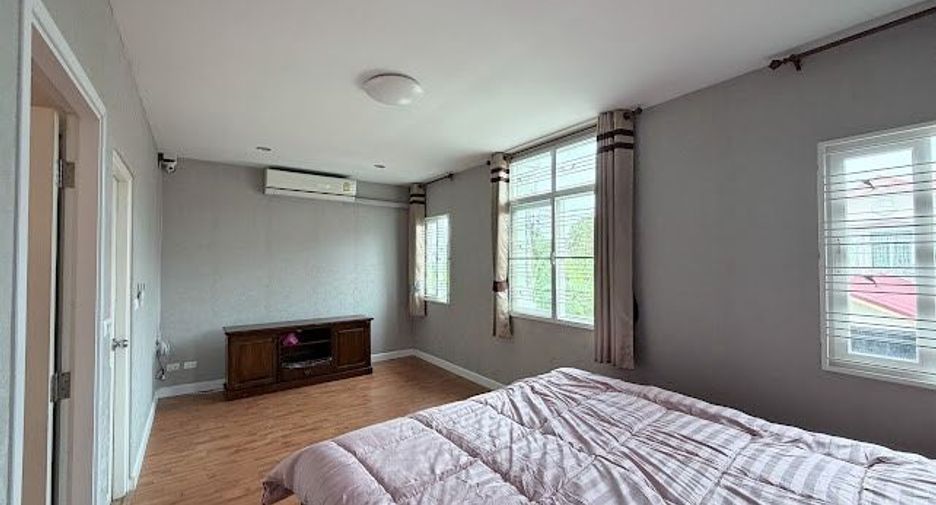 À vendre 6 chambres maison à Don Mueang, Bangkok