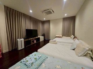Haus zum Kauf mit 4 Zimmer in Bang Khae, Bangkok