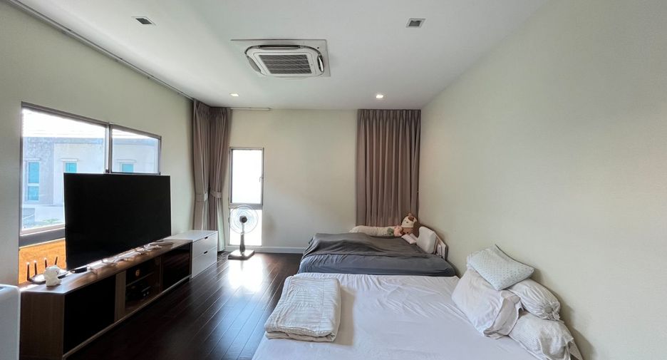 Haus zum Kauf mit 4 Zimmer in Bang Khae, Bangkok