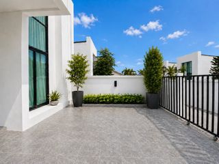 Haus zur Miete mit 2 Zimmer in Bang Lamung, Chonburi