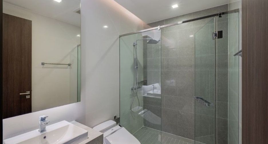 For rent 3 ベッドルーム condo in Khlong Toei, Bangkok
