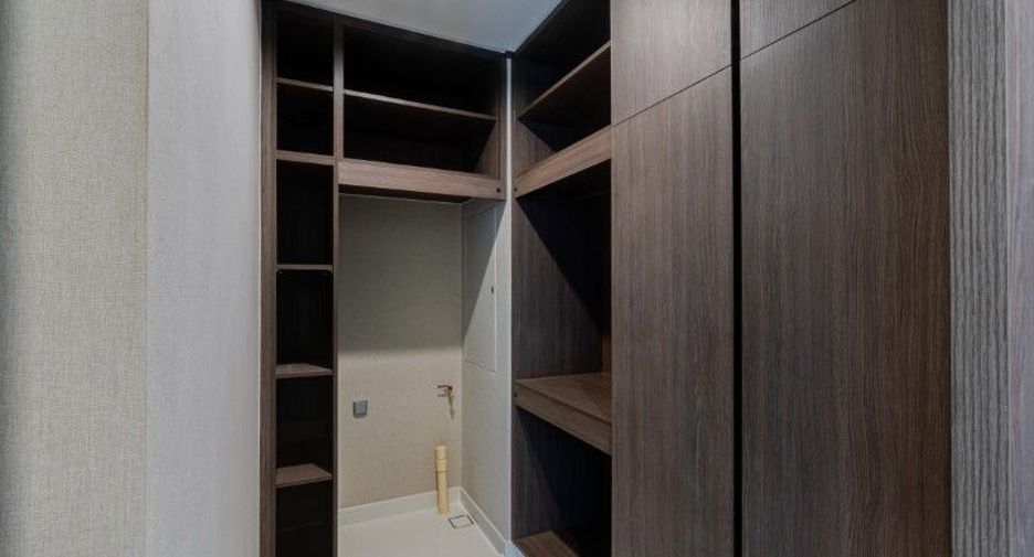 For rent 3 ベッドルーム condo in Khlong Toei, Bangkok