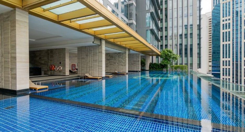 For rent 3 ベッドルーム condo in Khlong Toei, Bangkok