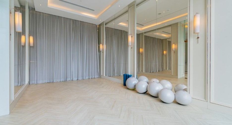 For rent 3 ベッドルーム condo in Khlong Toei, Bangkok
