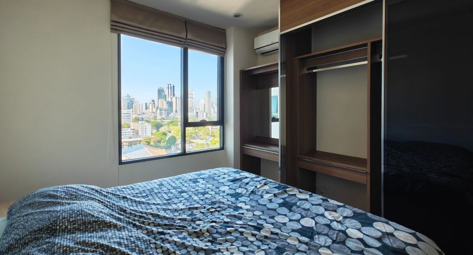 For sale 2 ベッドルーム condo in Yan Nawa, Bangkok